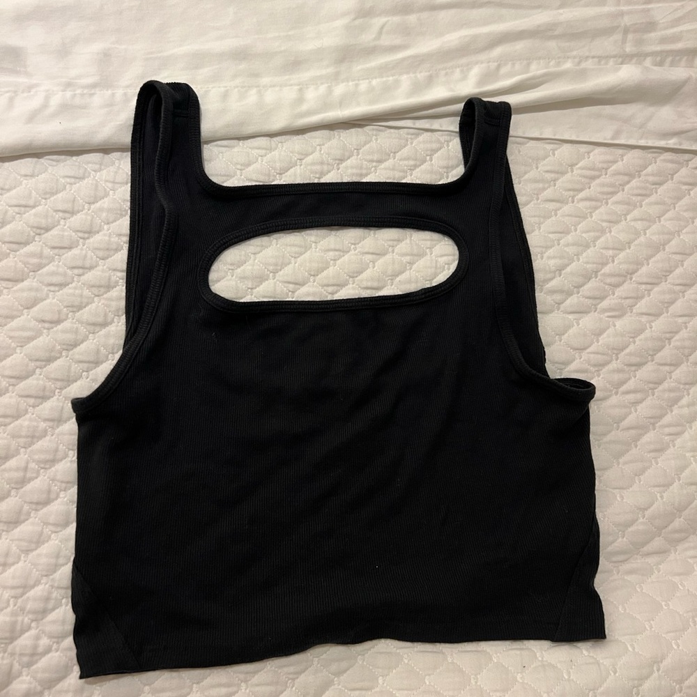 Authentic Lululemon Cropped Shirt Brand New Worn Once